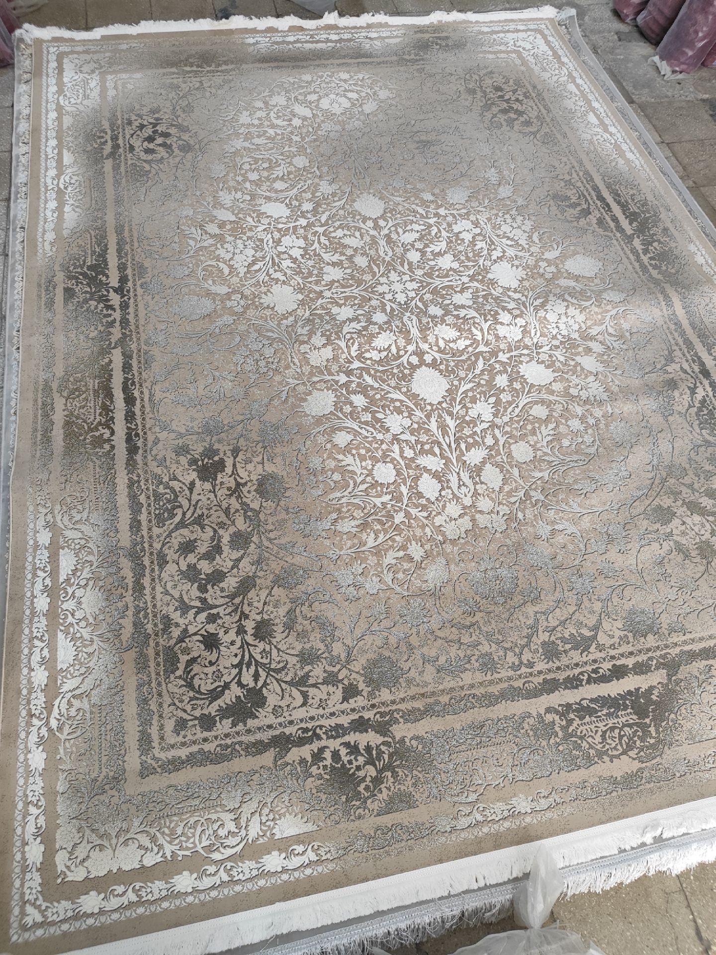 فرش ۹ متری ۱۲۰۰ شانه